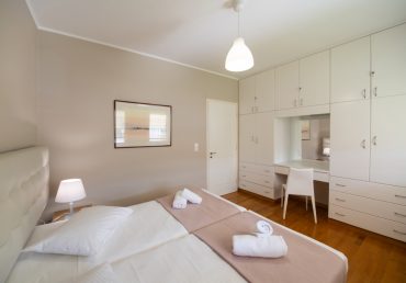 violet-luxury-villa-lefkada-greece-double-bedroom
