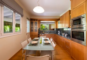 violet-luxury-villa-lefkada-greece-fully-equipped-kitchen
