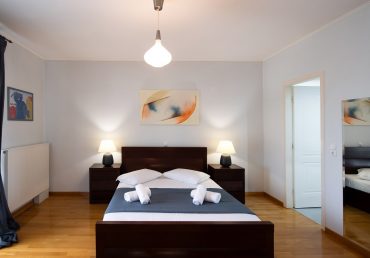 violet-luxury-villa-lefkada-greece-luxury-bedroom